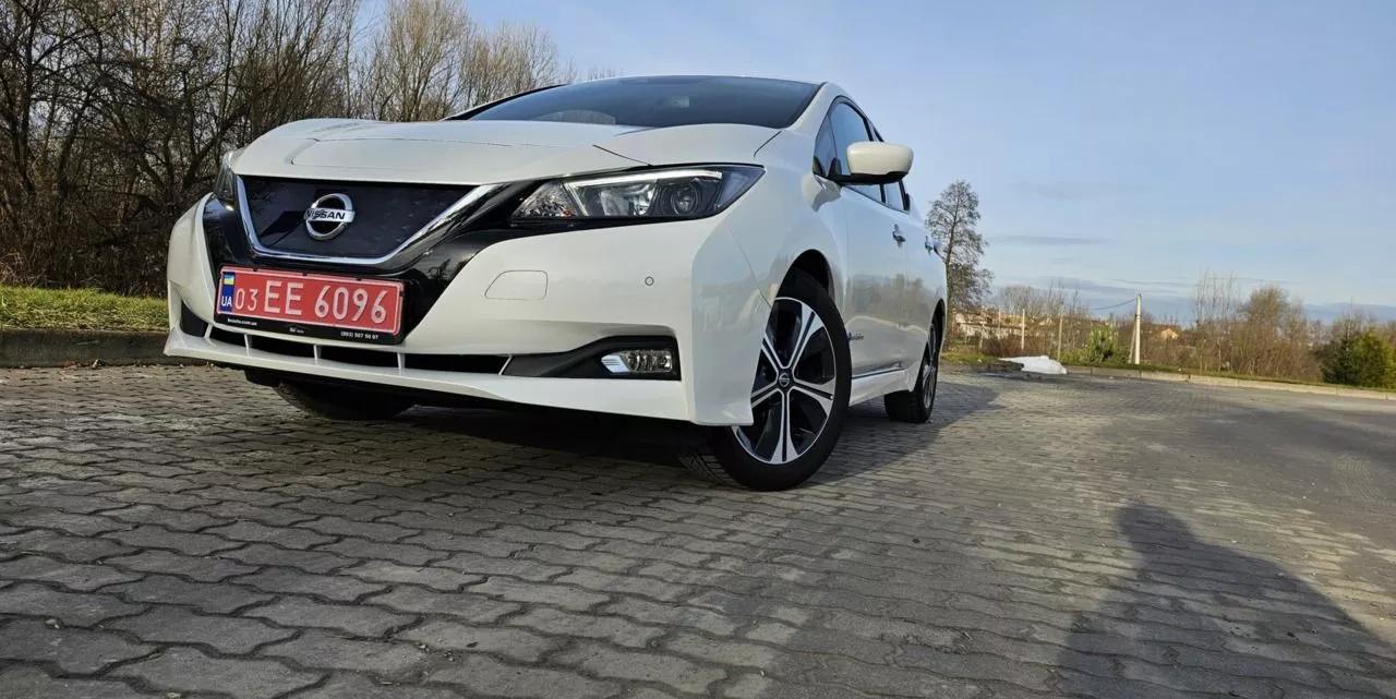 Nissan Leaf  40 kWh 2018thumbnail21