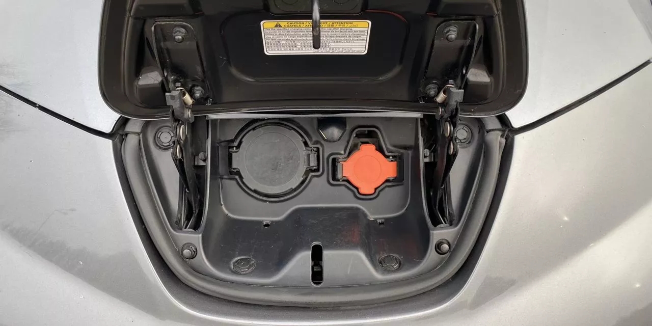 Nissan Leaf  16 kWh 2015221