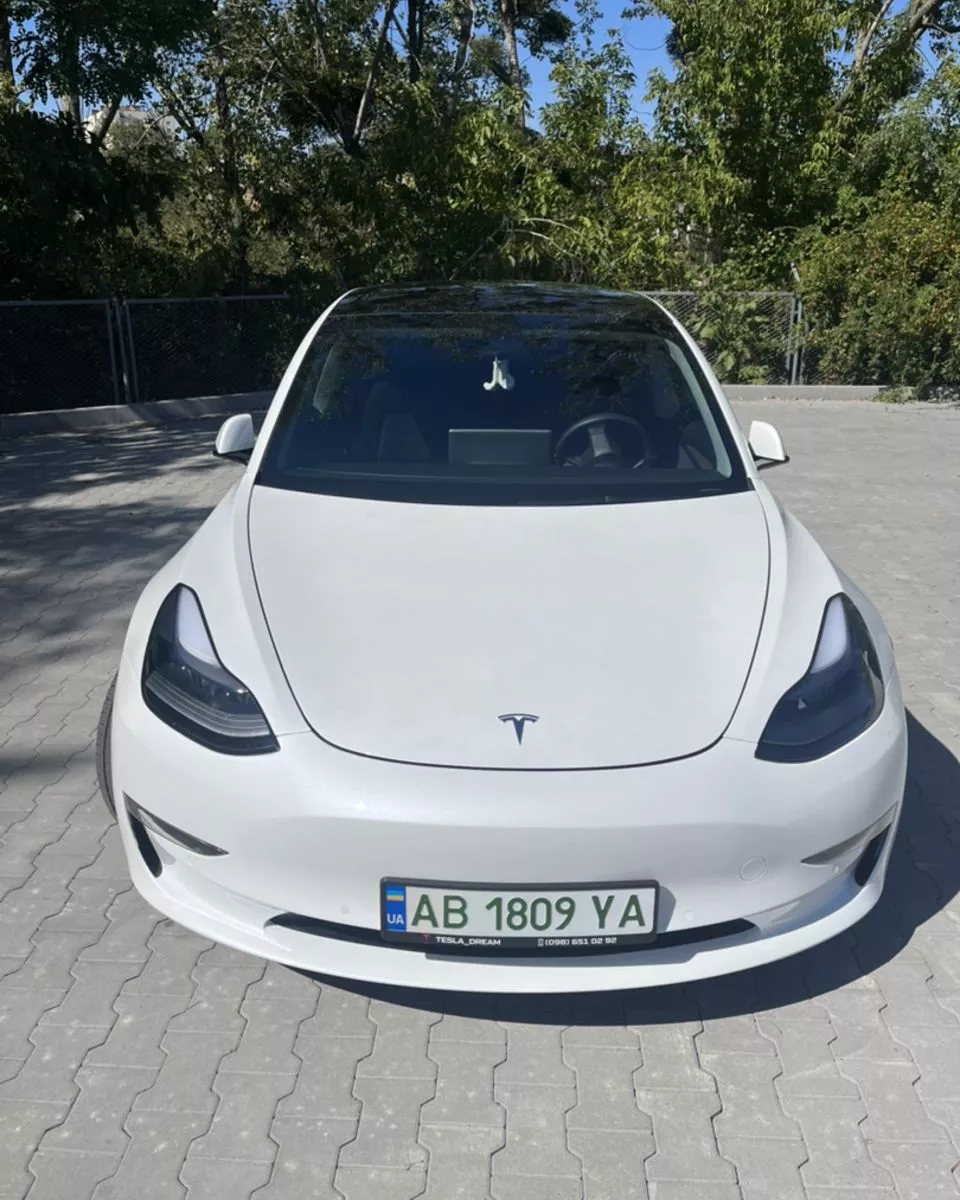 Tesla Model 3  80.5 kWh 2021111