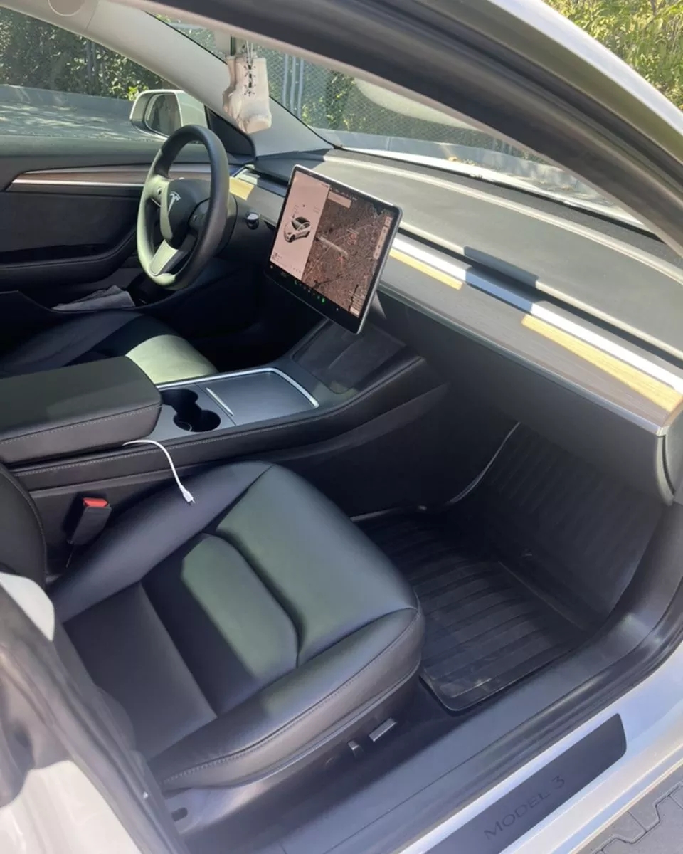 Tesla Model 3  80.5 kWh 2021181