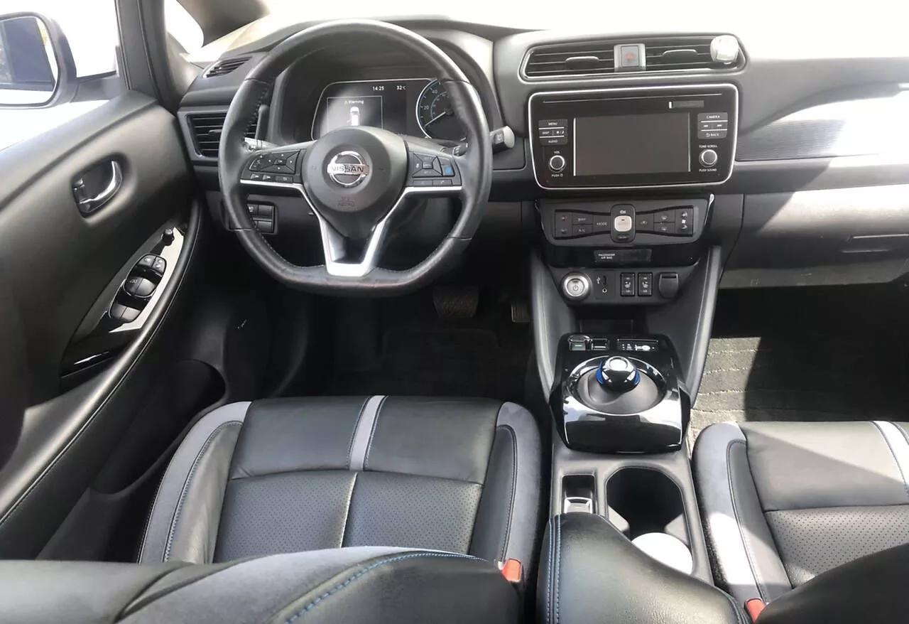 Nissan Leaf  40 kWh 2018thumbnail101