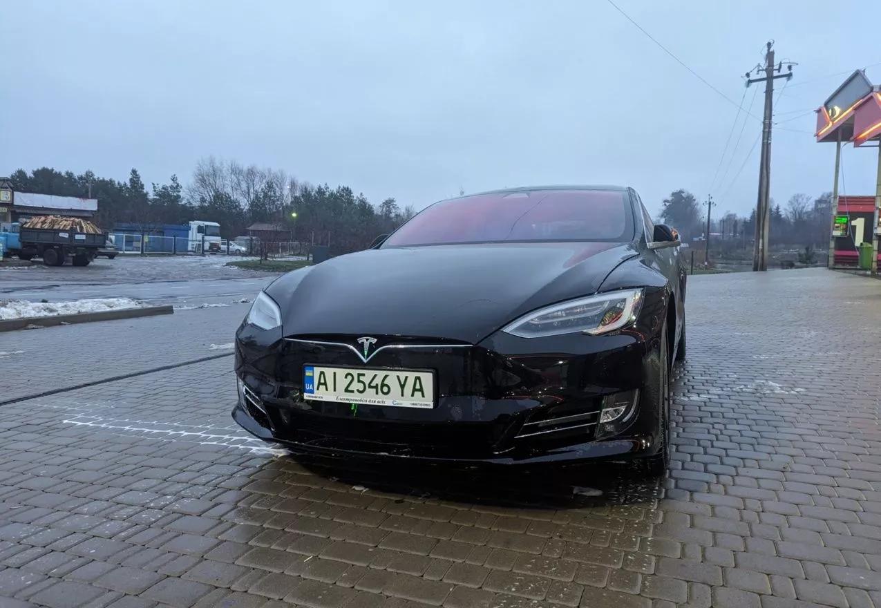 Tesla Model S  100 kWh 2019thumbnail231