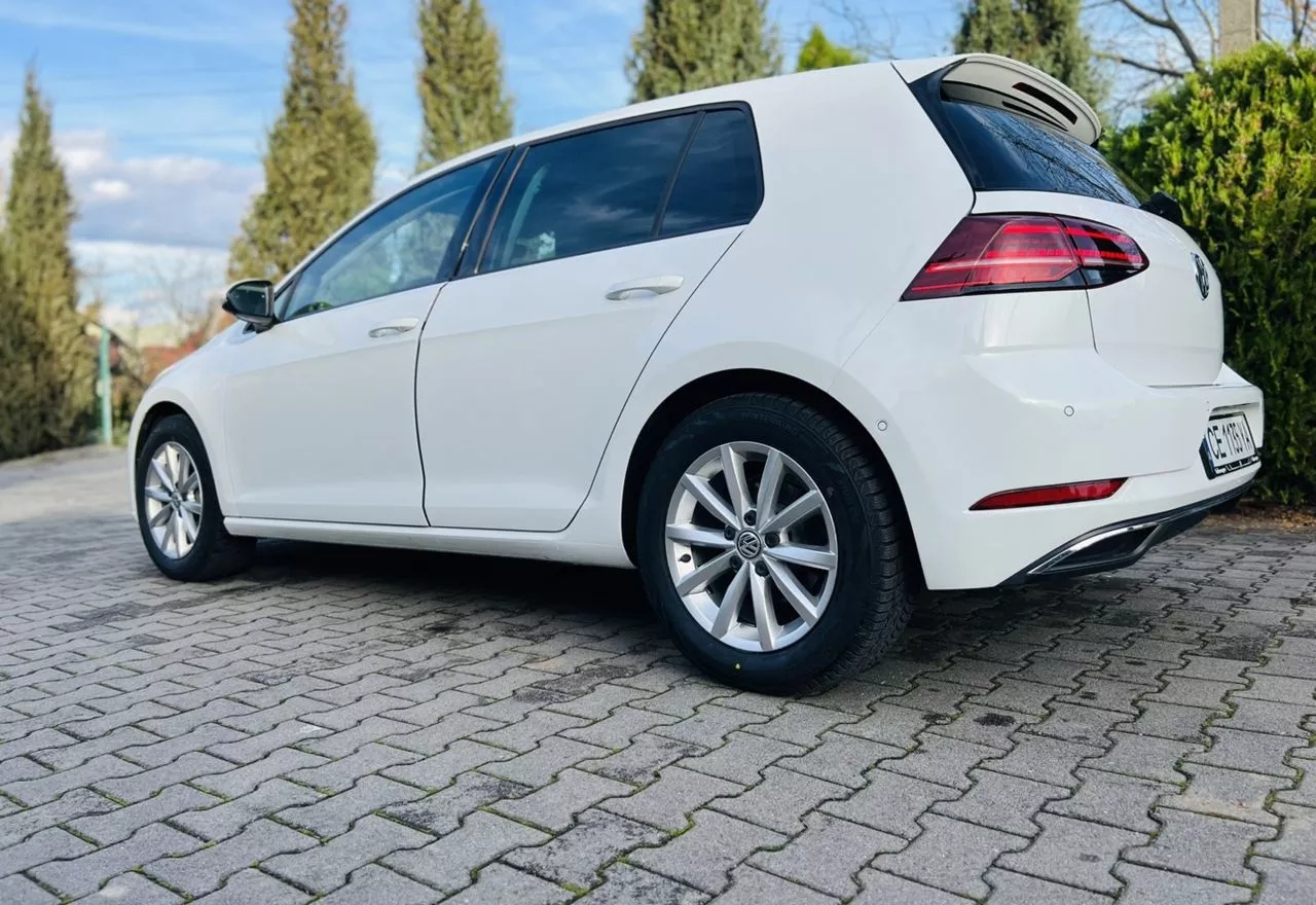 Volkswagen e-Golf  36 kWh 2019121