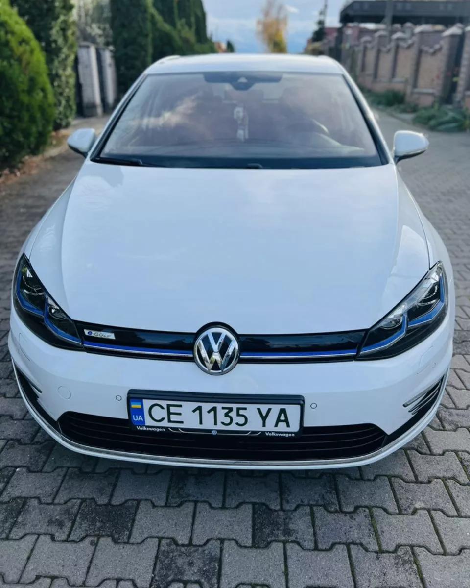 Volkswagen e-Golf  36 kWh 2019thumbnail201