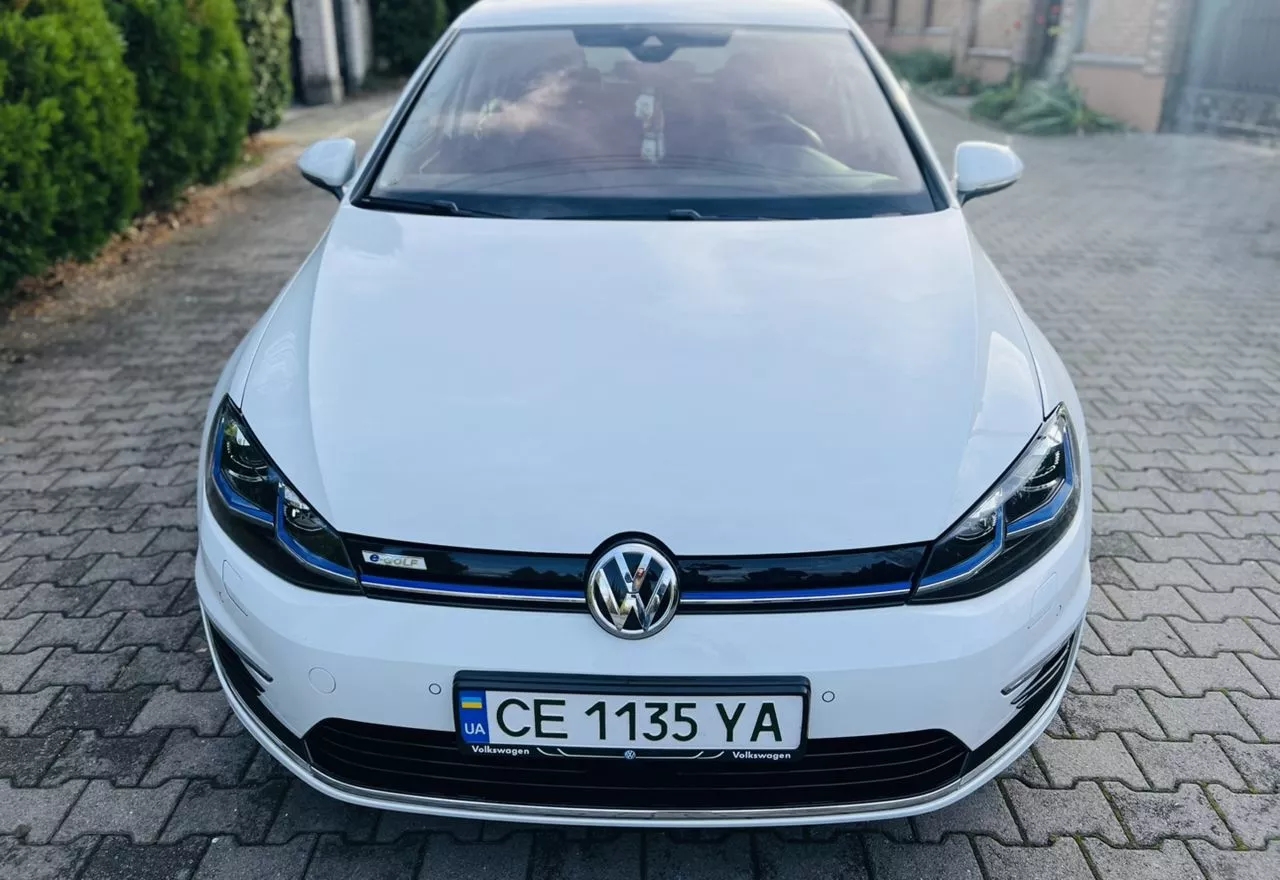 Volkswagen e-Golf  36 kWh 2019221