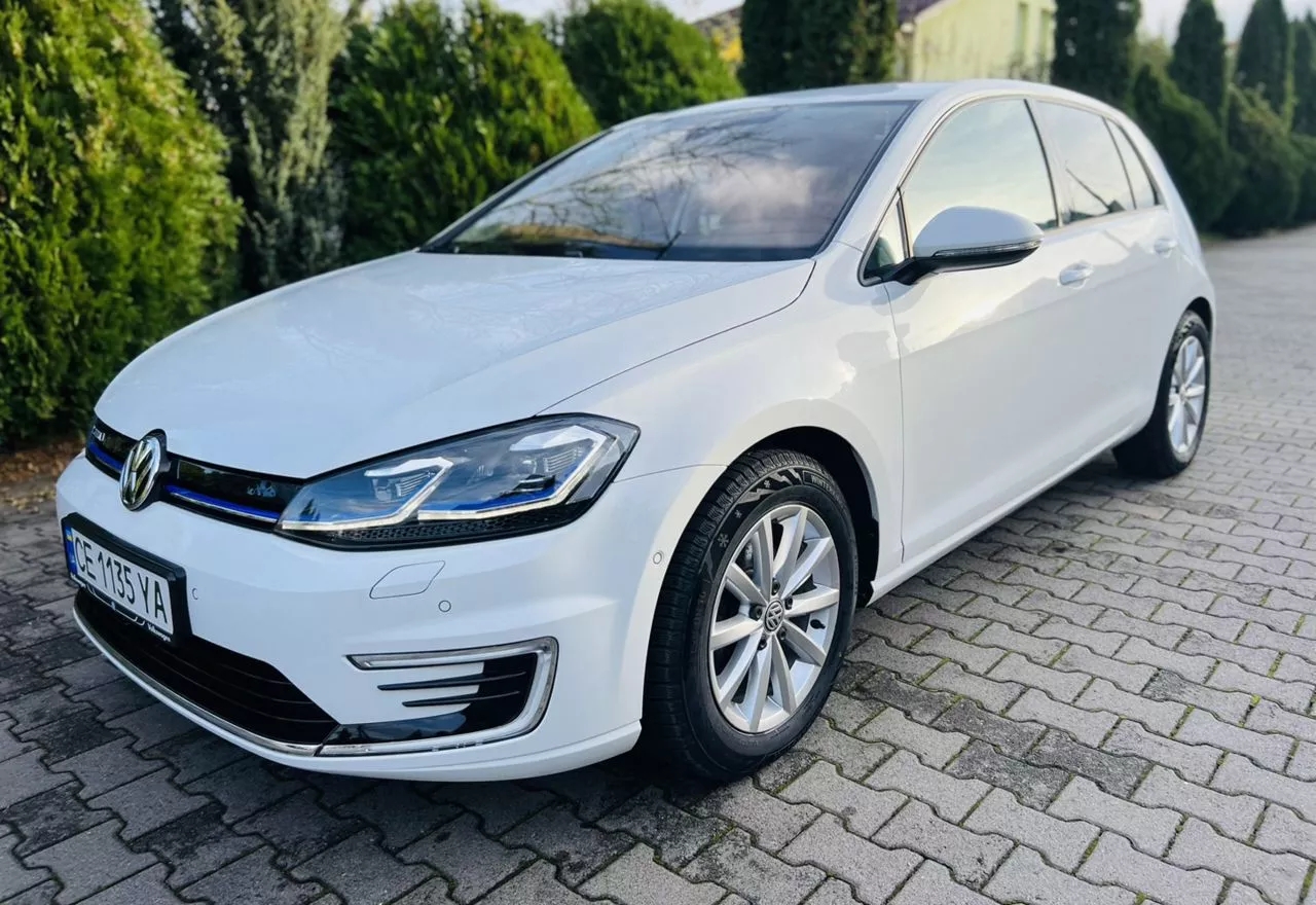 Volkswagen e-Golf  36 kWh 2019231