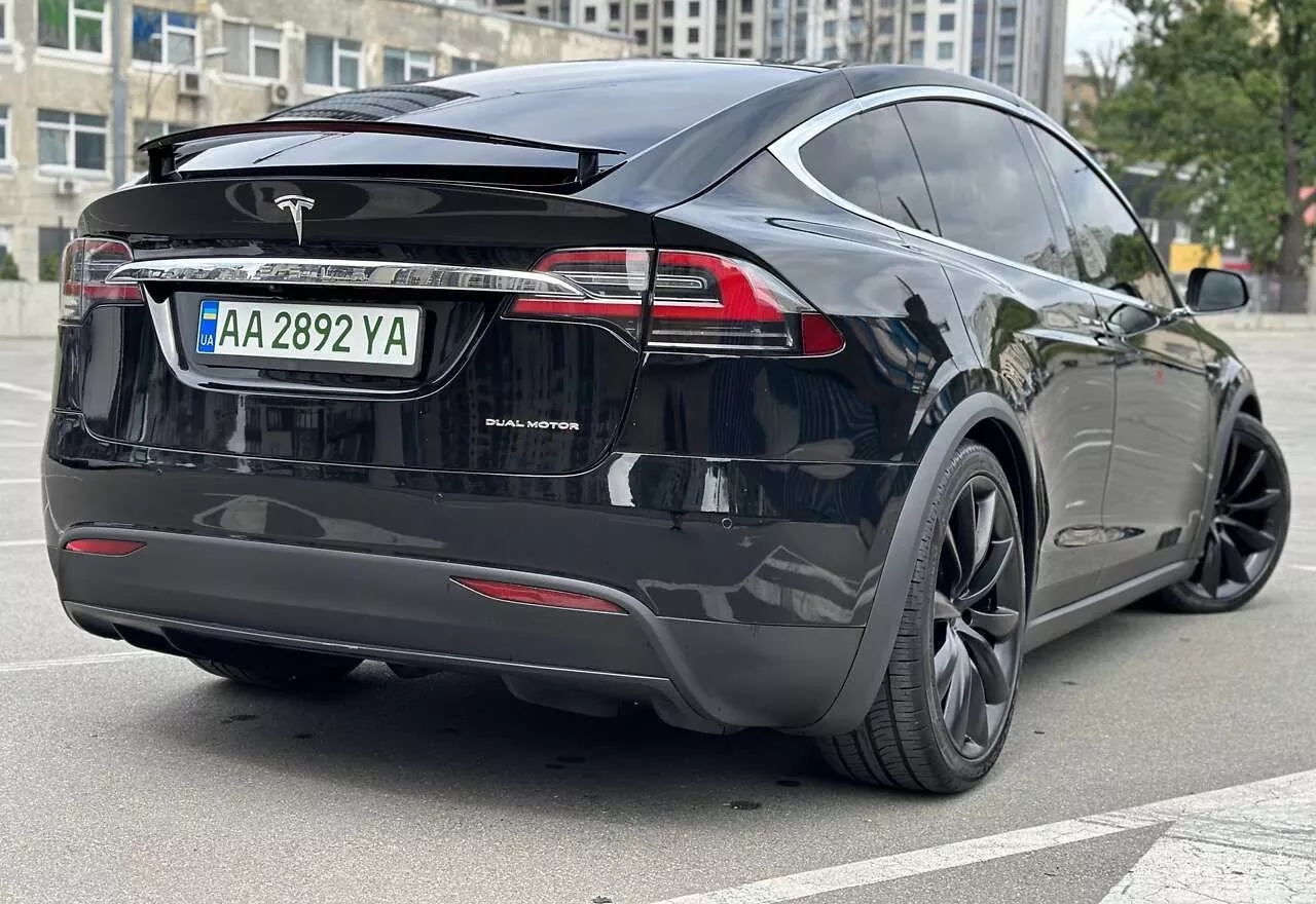 Tesla Model X  100 kWh 2020141