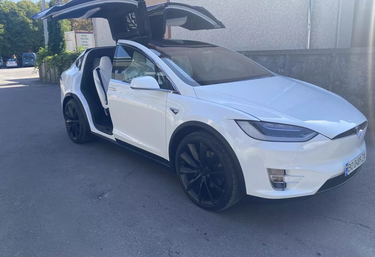 Tesla Model X  100 kWh 2018111