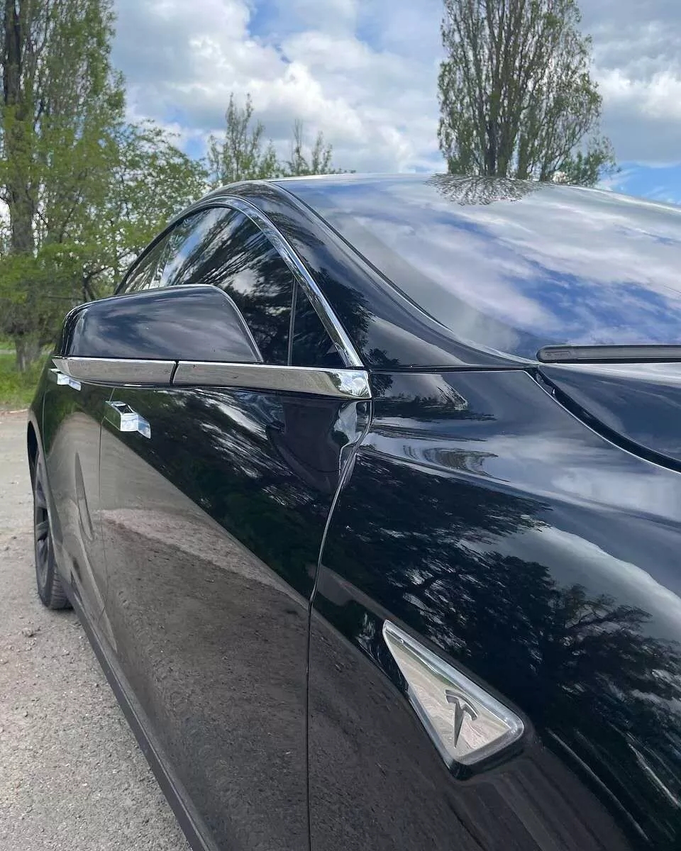 Tesla Model S  70 kWh 201541
