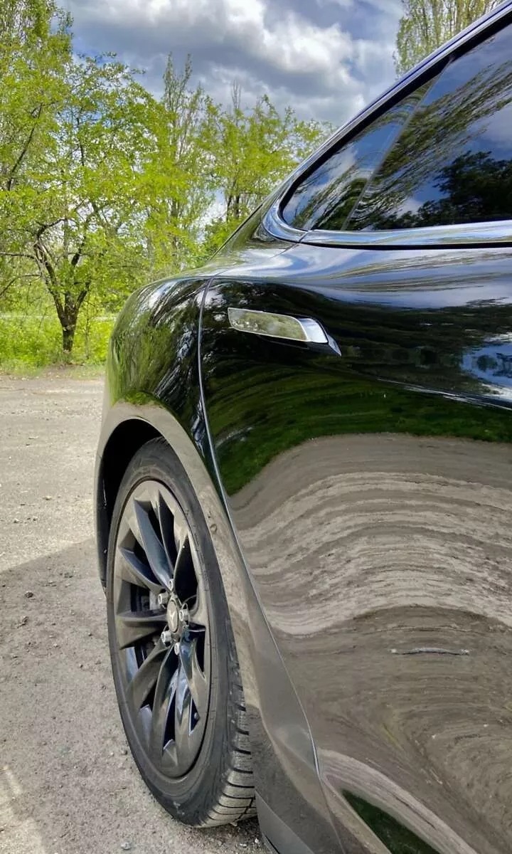 Tesla Model S  70 kWh 201581