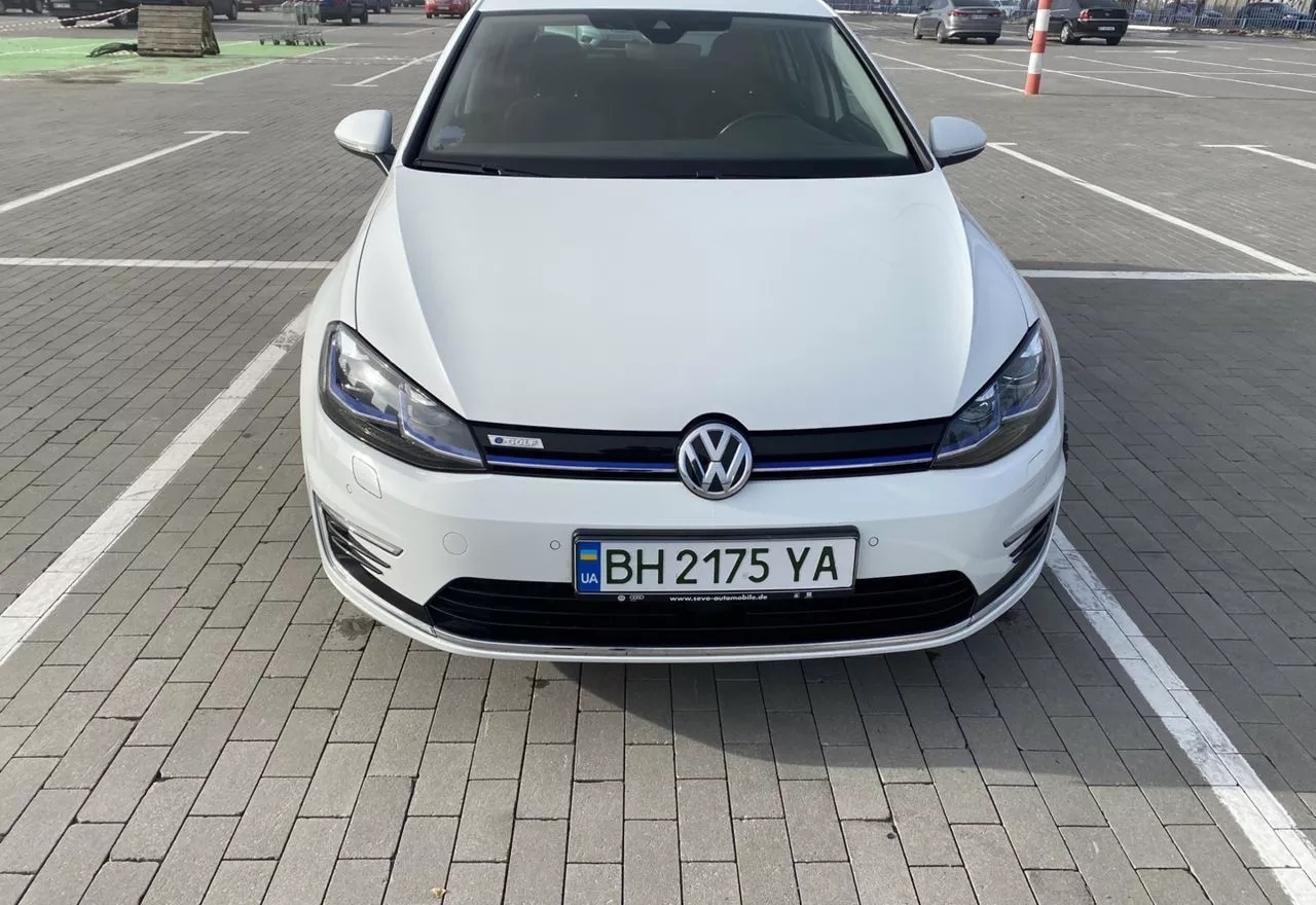 Volkswagen e-Golf  36 kWh 201901