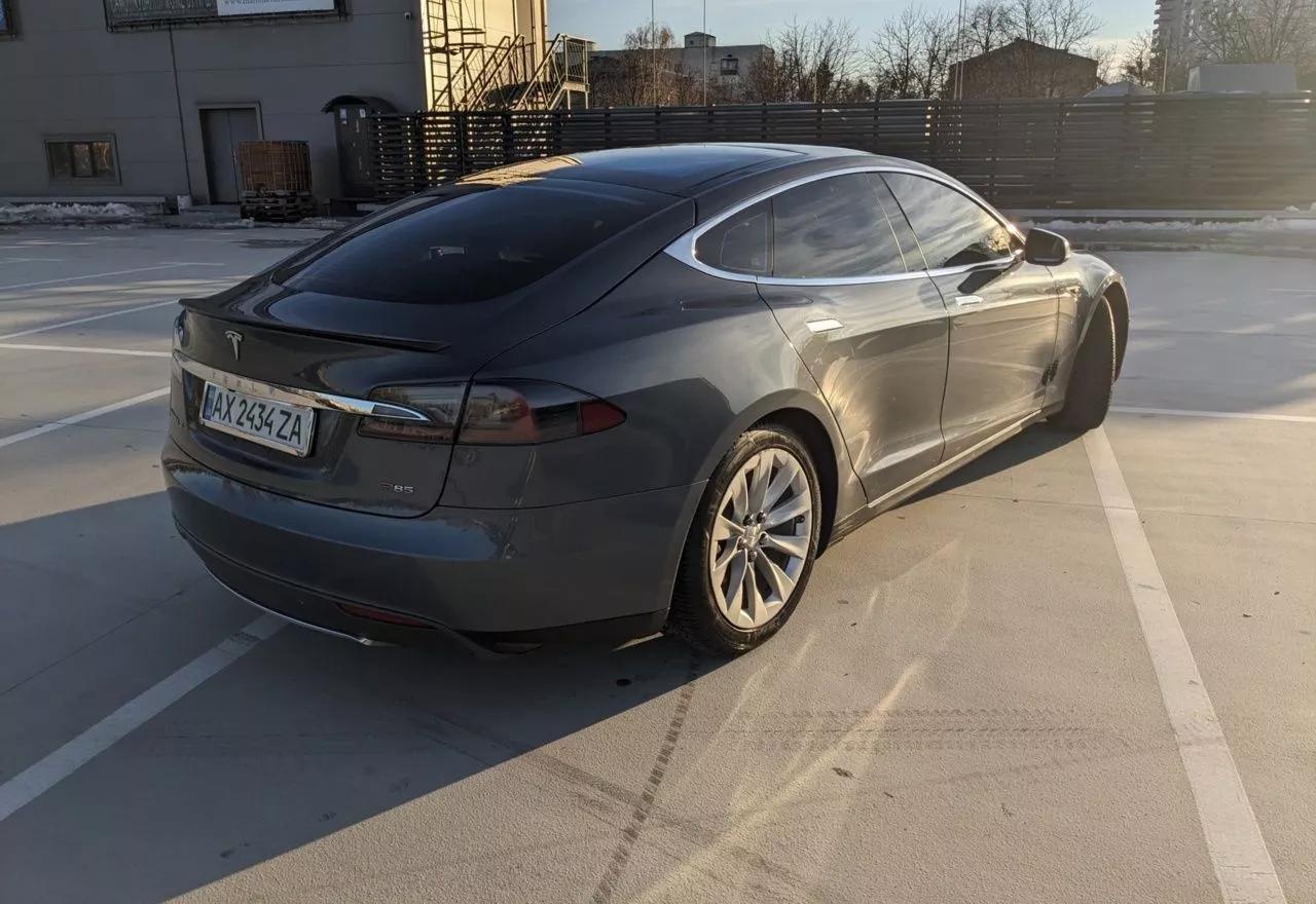 Tesla Model S  85 kWh 2013thumbnail51