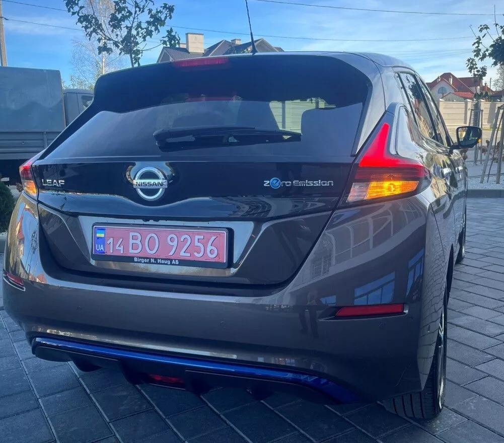 Nissan Leaf  40 kWh 2018thumbnail61