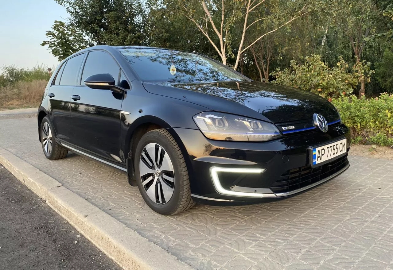 Volkswagen e-Golf  24 kWh 2015281