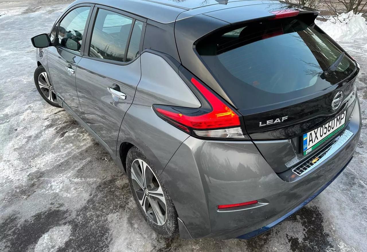 Nissan Leaf  40 kWh 2018thumbnail121