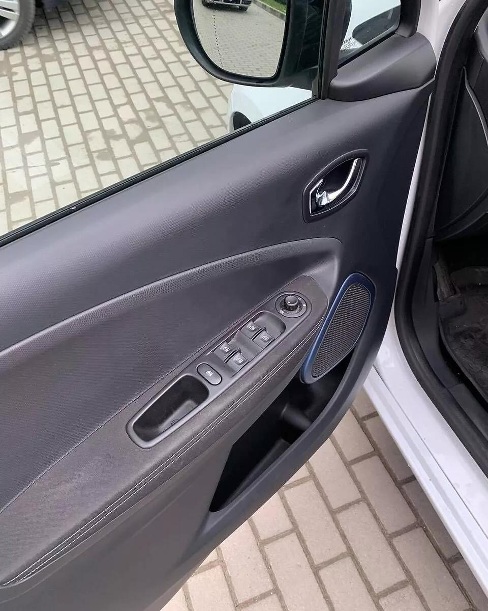 Renault ZOE  26 kWh 2018thumbnail141