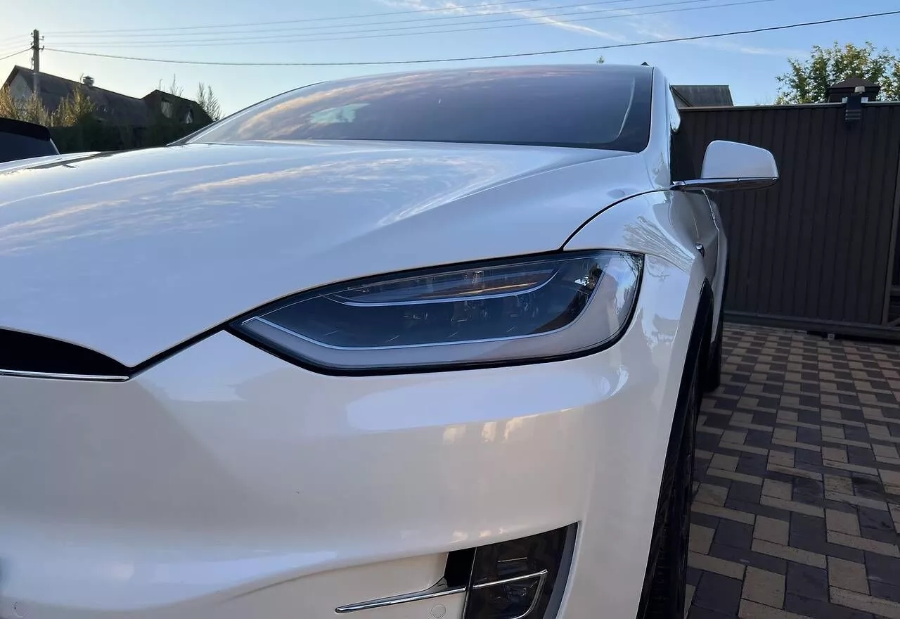 Tesla Model X  100 kWh 201701