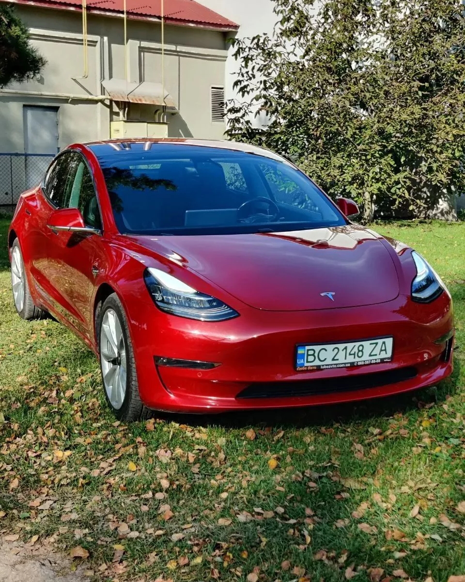 Tesla Model 3  80.5 kWh 2018121