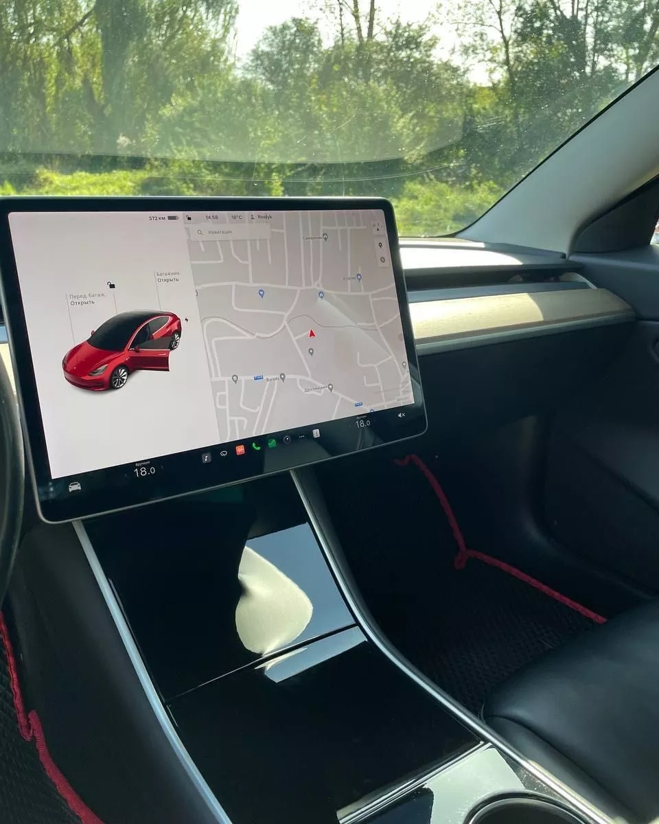 Tesla Model 3  80.5 kWh 2018211