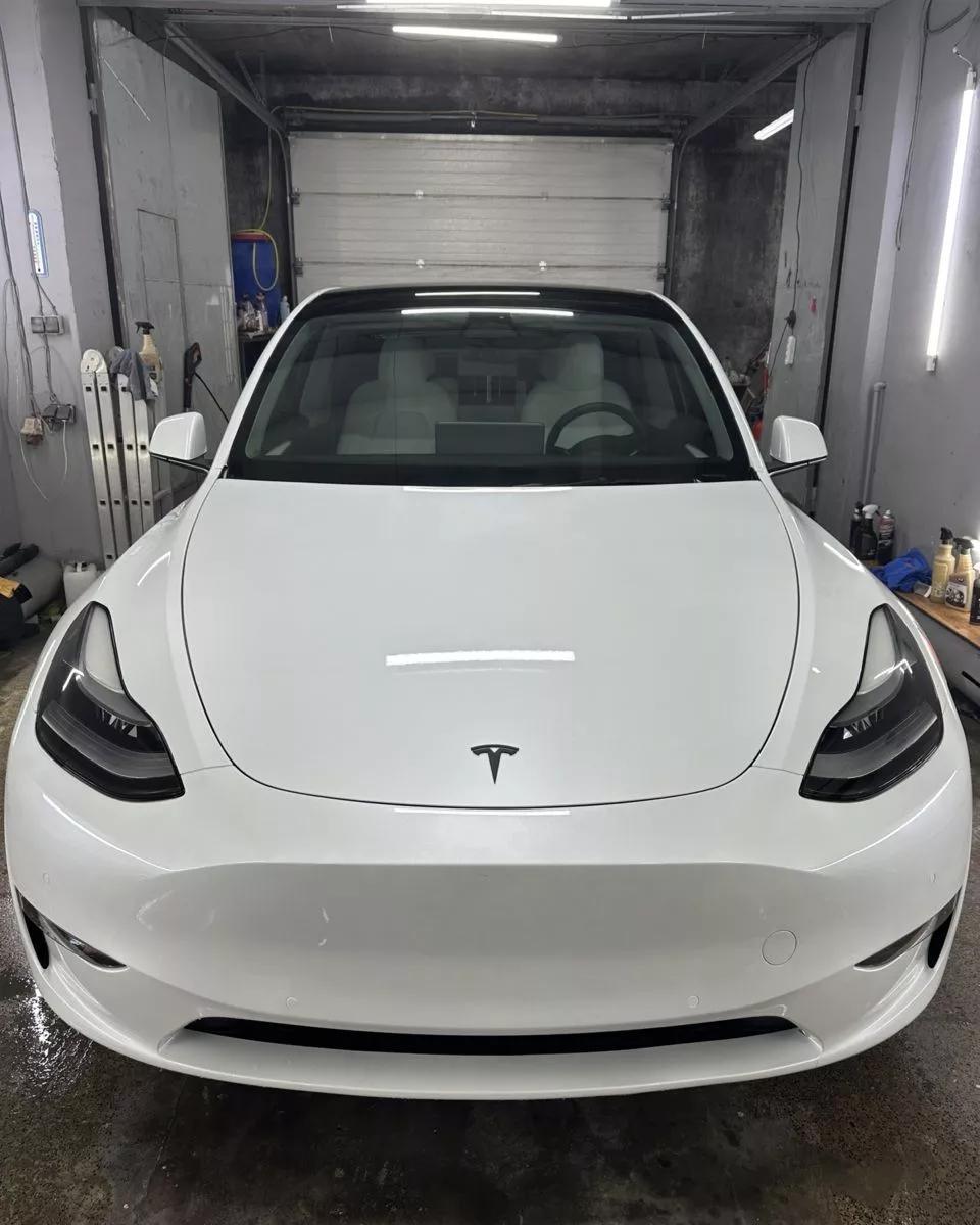 Tesla Model Y  82 kWh 2022thumbnail11