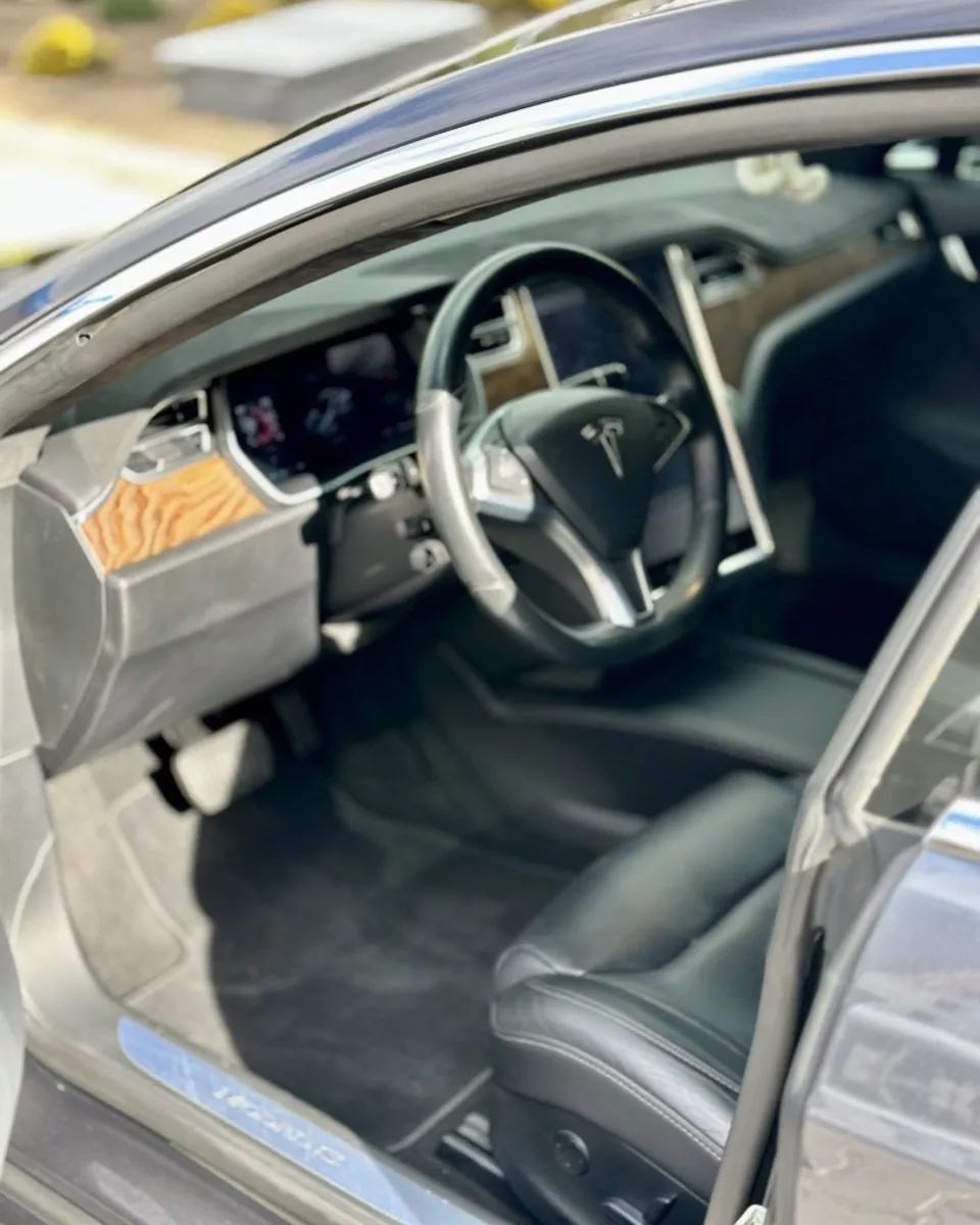 Tesla Model S  75 kWh 201791