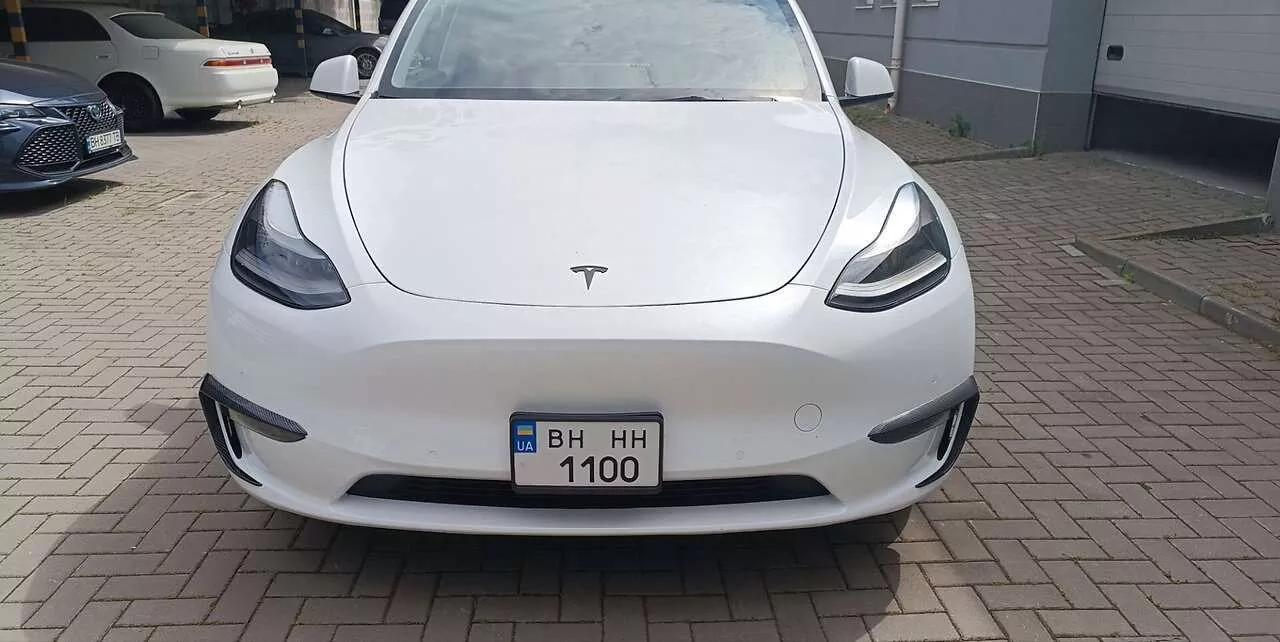 Tesla Model Y  82 kWh 2021thumbnail11