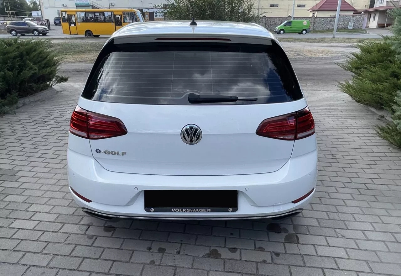 Volkswagen e-Golf  2020271