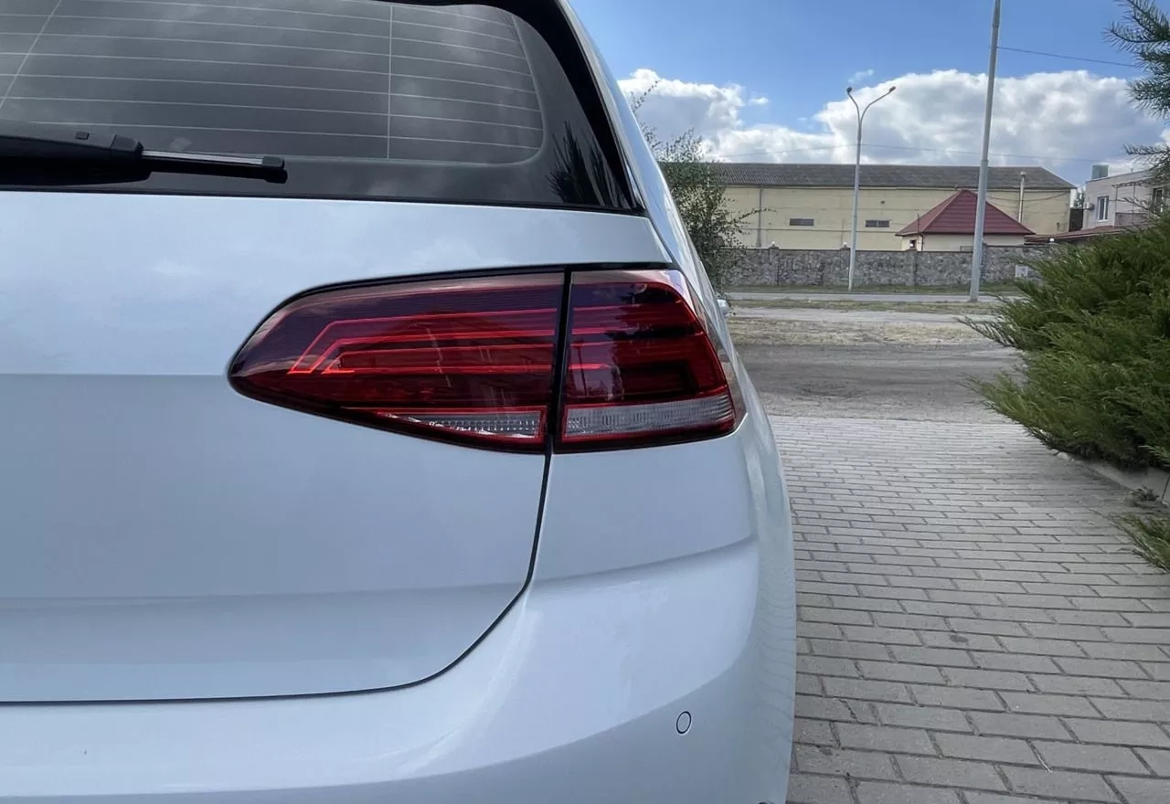 Volkswagen e-Golf  2020291
