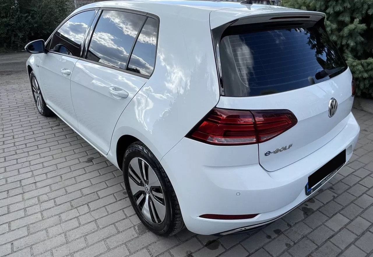 Volkswagen e-Golf  202011