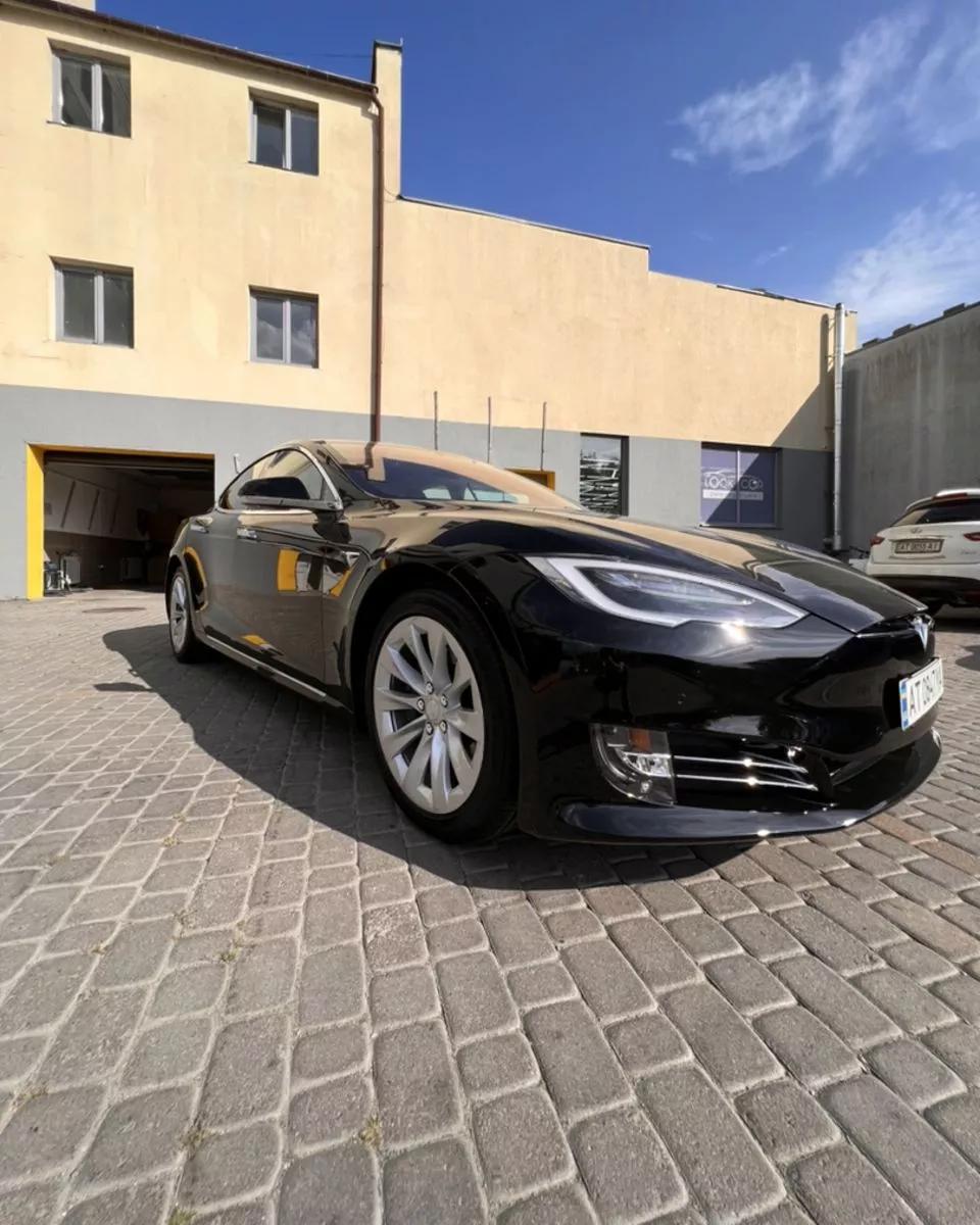 Tesla Model S  90 kWh 2017thumbnail01