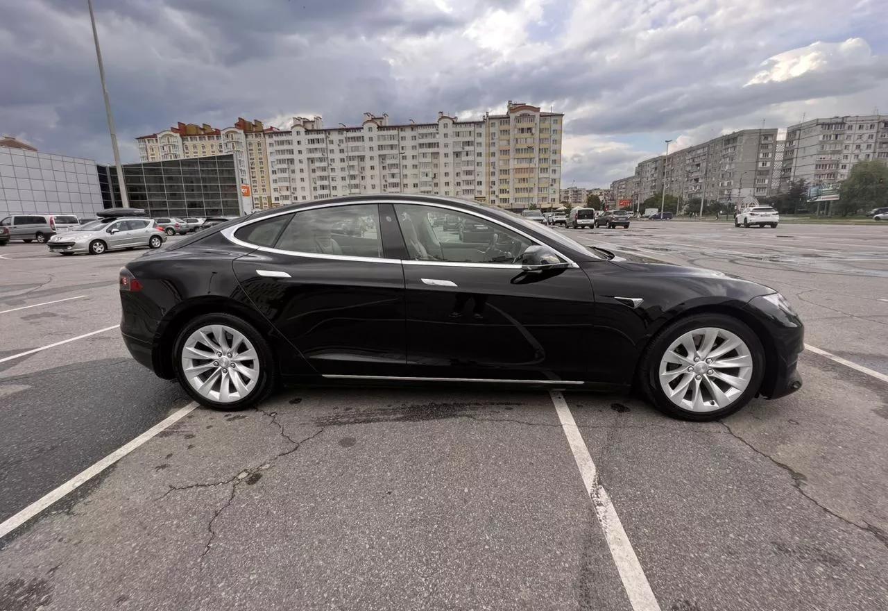 Tesla Model S  90 kWh 2017thumbnail101