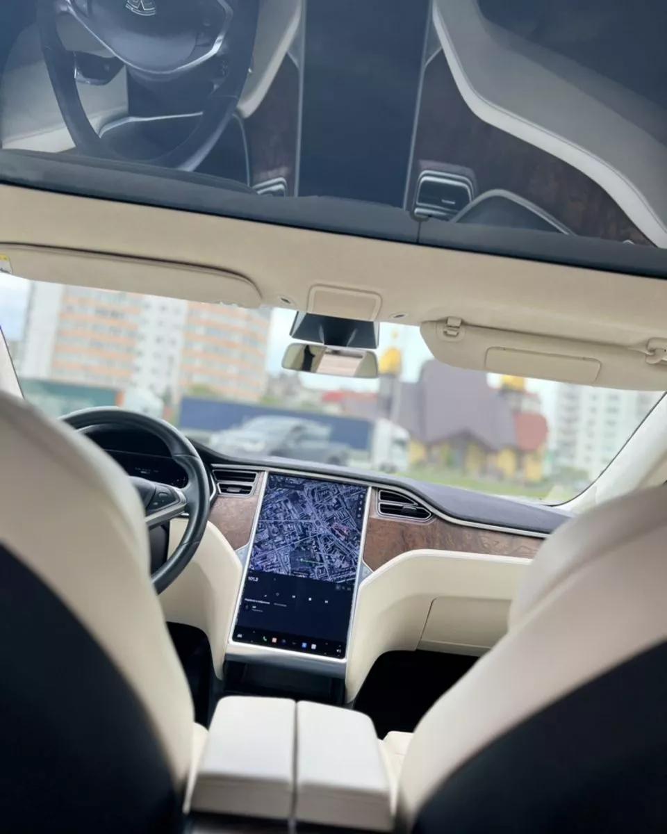 Tesla Model S  90 kWh 2017thumbnail141