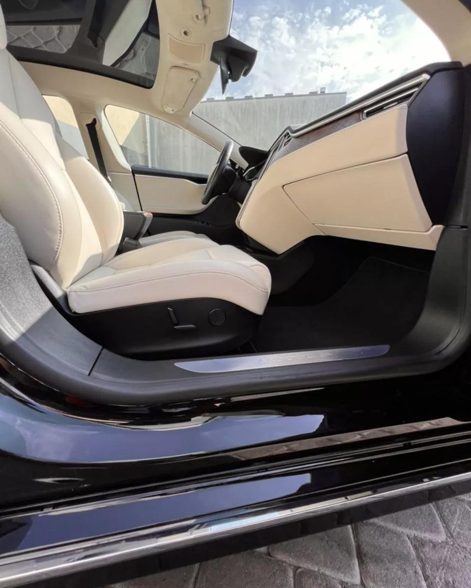 Tesla Model S  90 kWh 2017thumbnail171