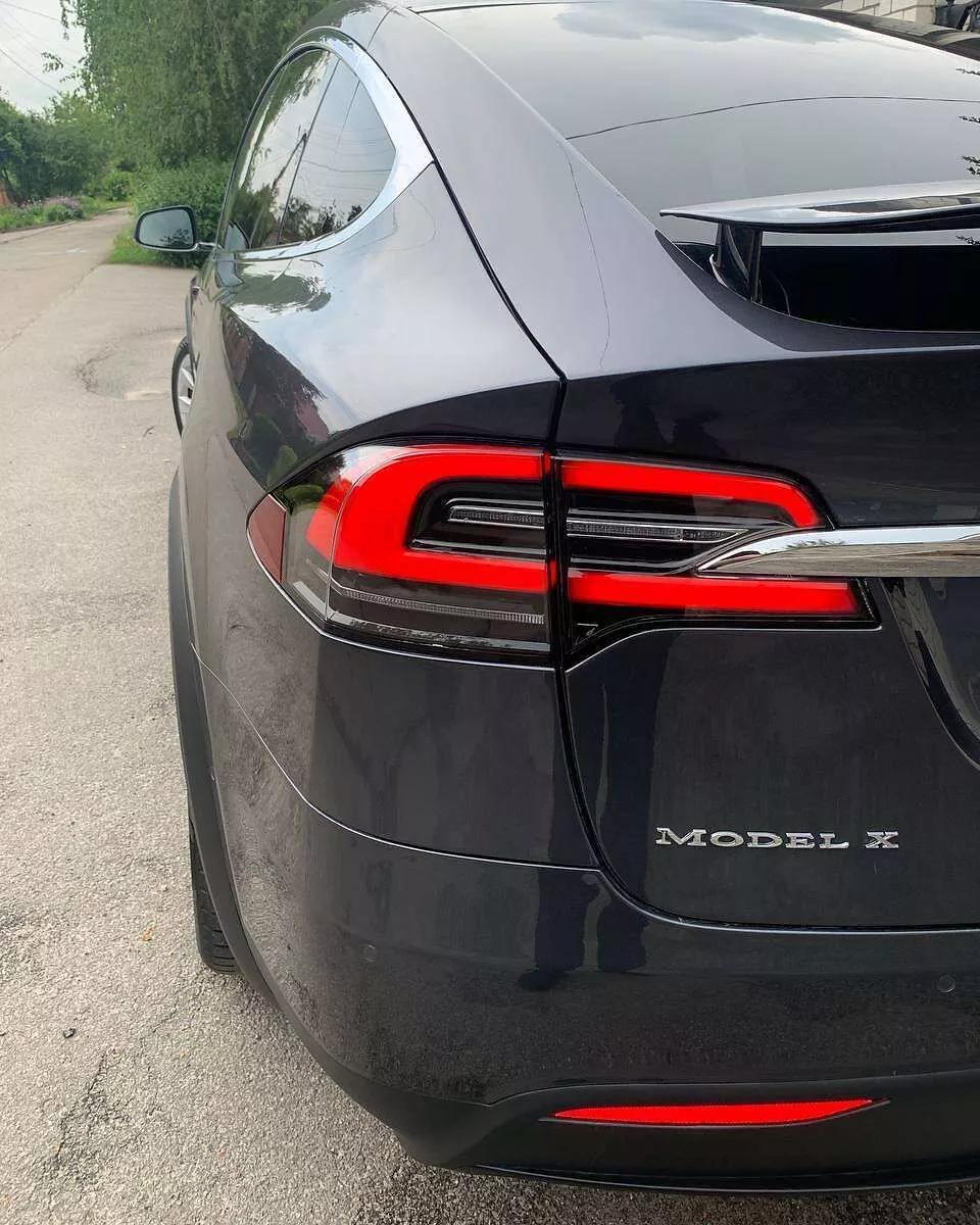 Tesla Model X  100 kWh 2018thumbnail151