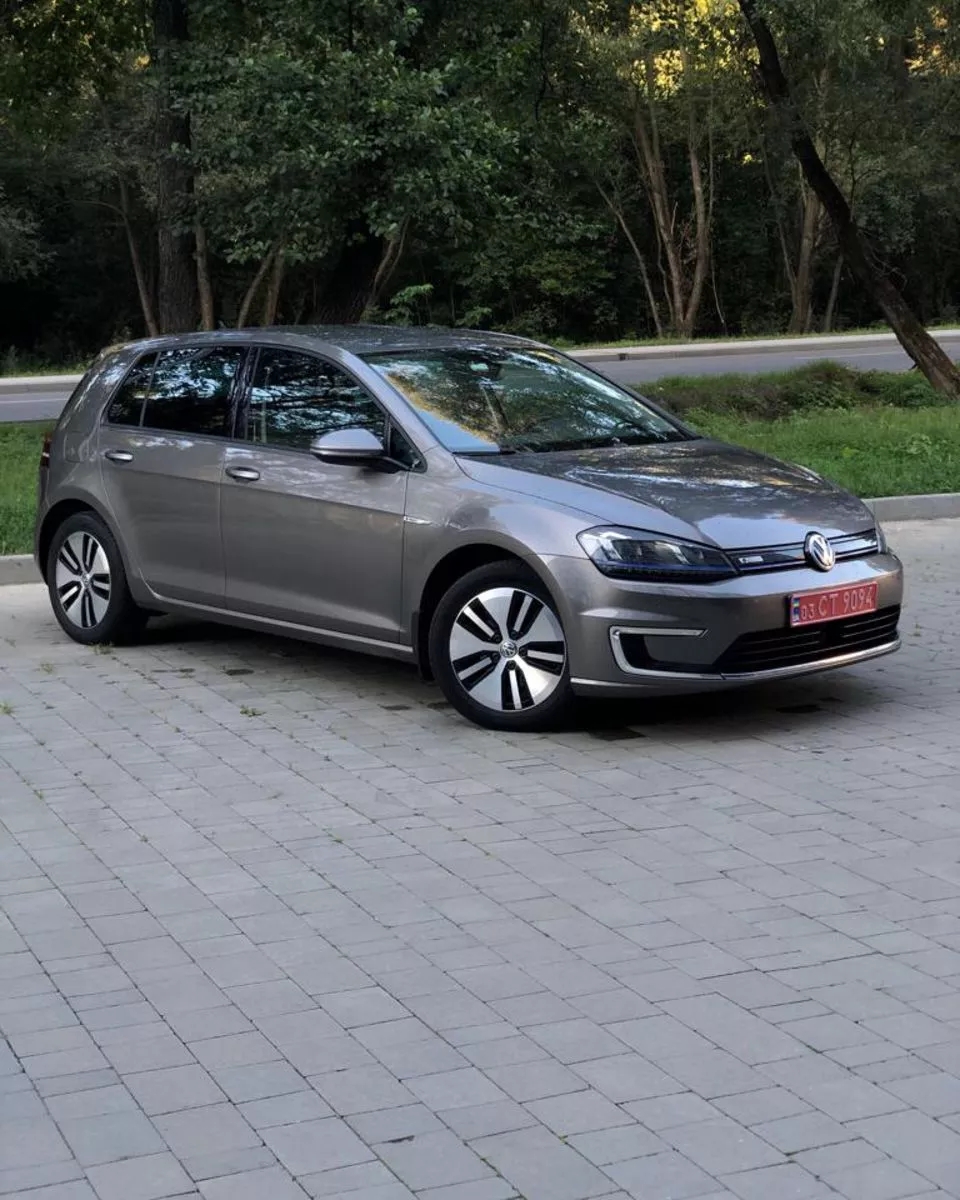 Volkswagen e-Golf  24 kWh 201711