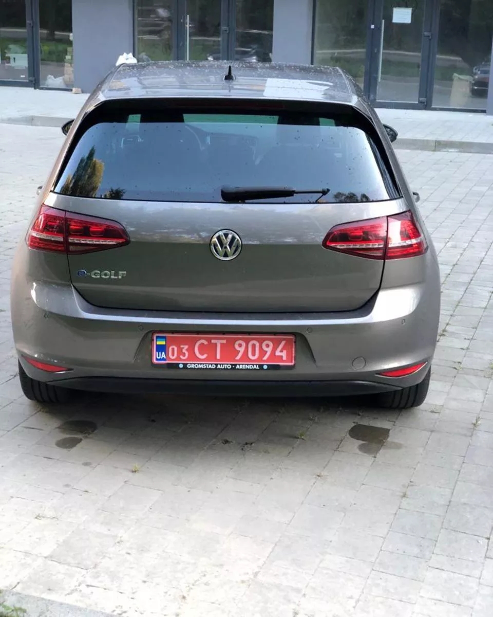 Volkswagen e-Golf  24 kWh 201731