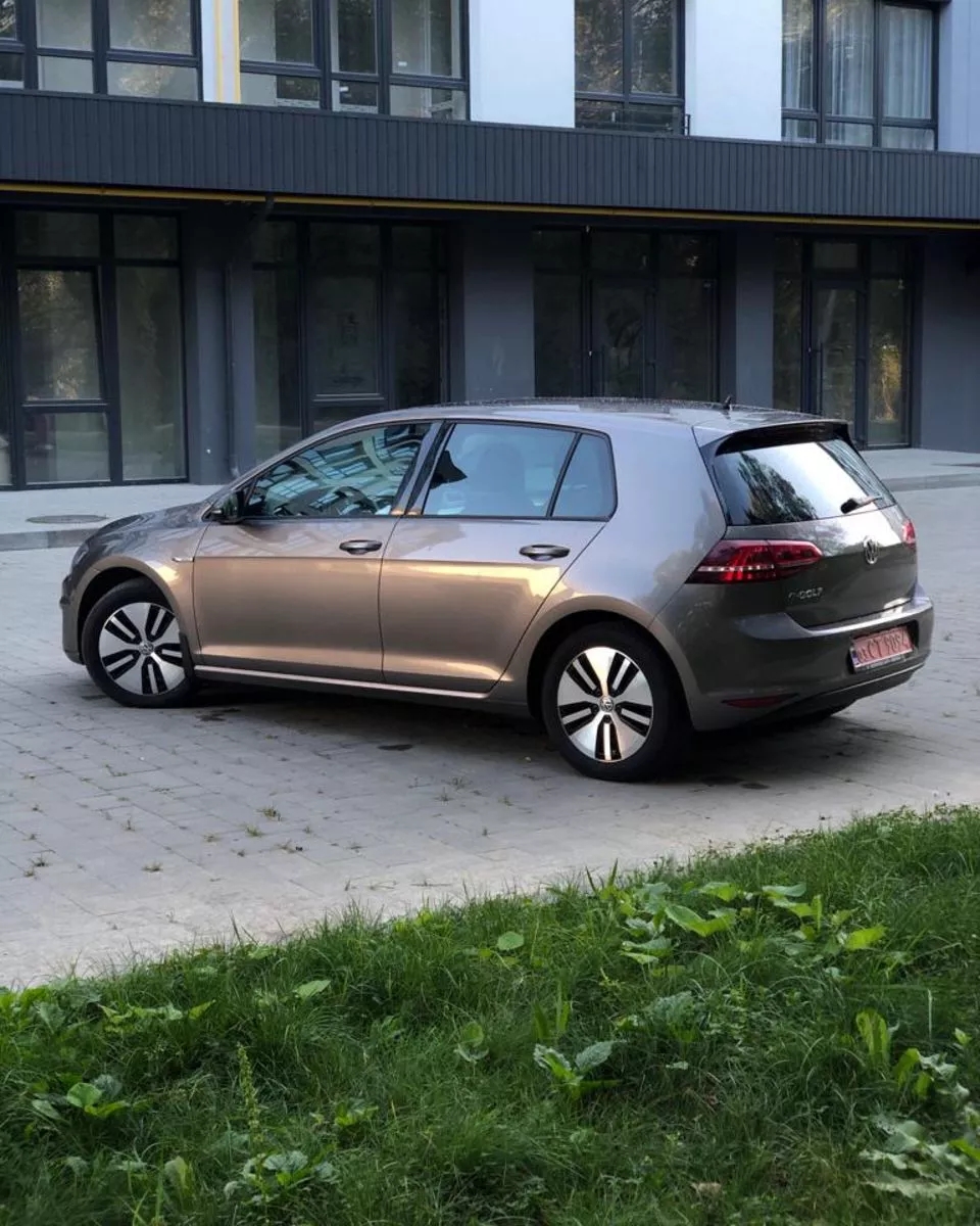 Volkswagen e-Golf  24 kWh 201741