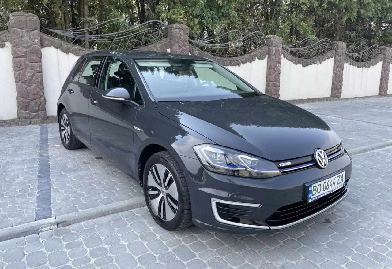Volkswagen e-Golf  36 kWh 201971