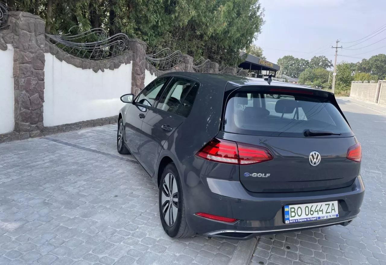 Volkswagen e-Golf  36 kWh 2019thumbnail141