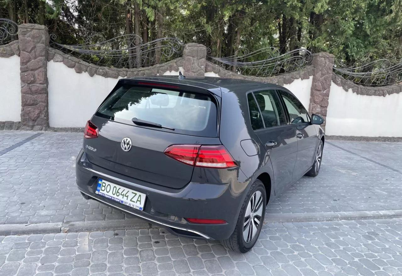 Volkswagen e-Golf  36 kWh 2019thumbnail161