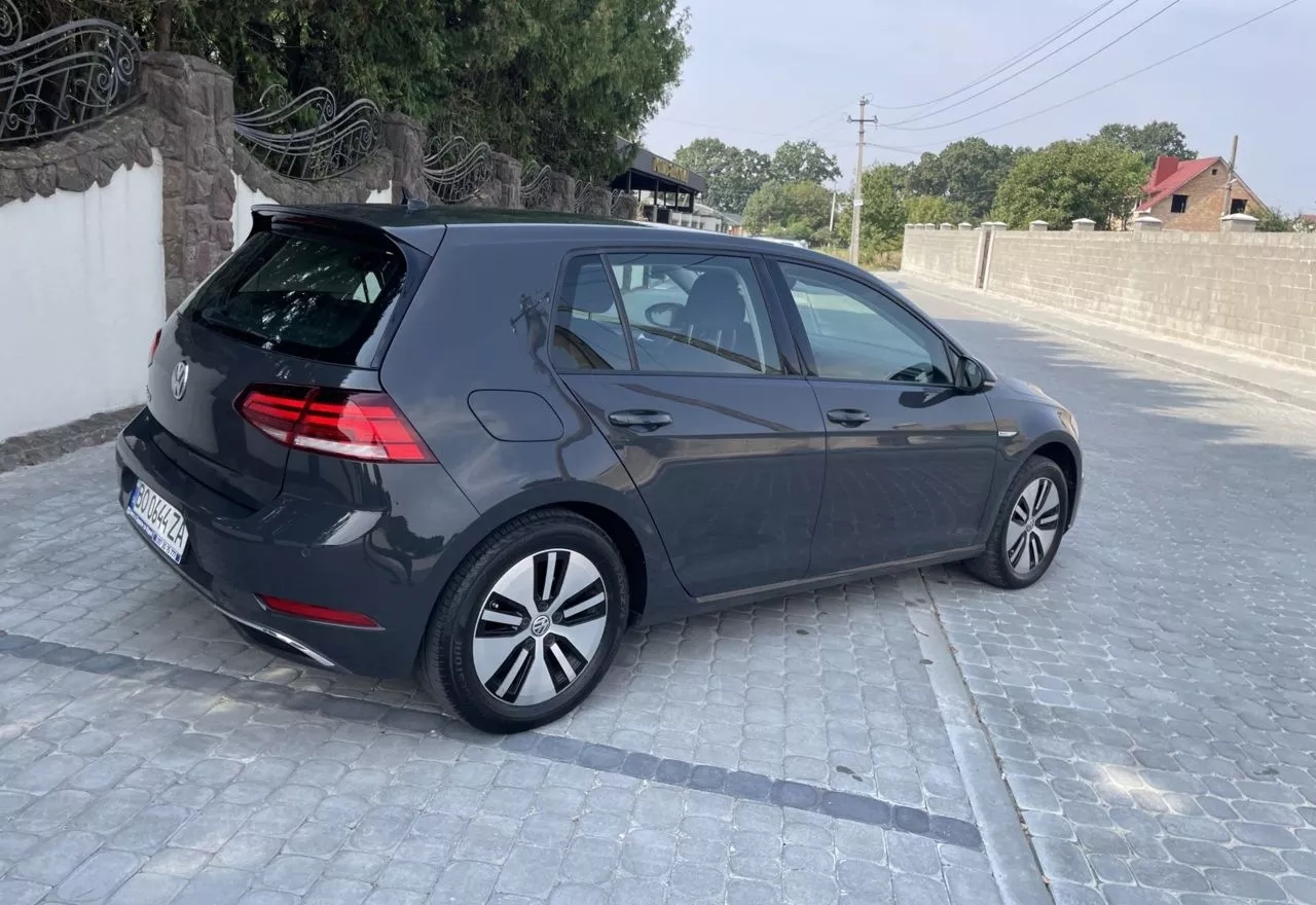 Volkswagen e-Golf  36 kWh 2019301