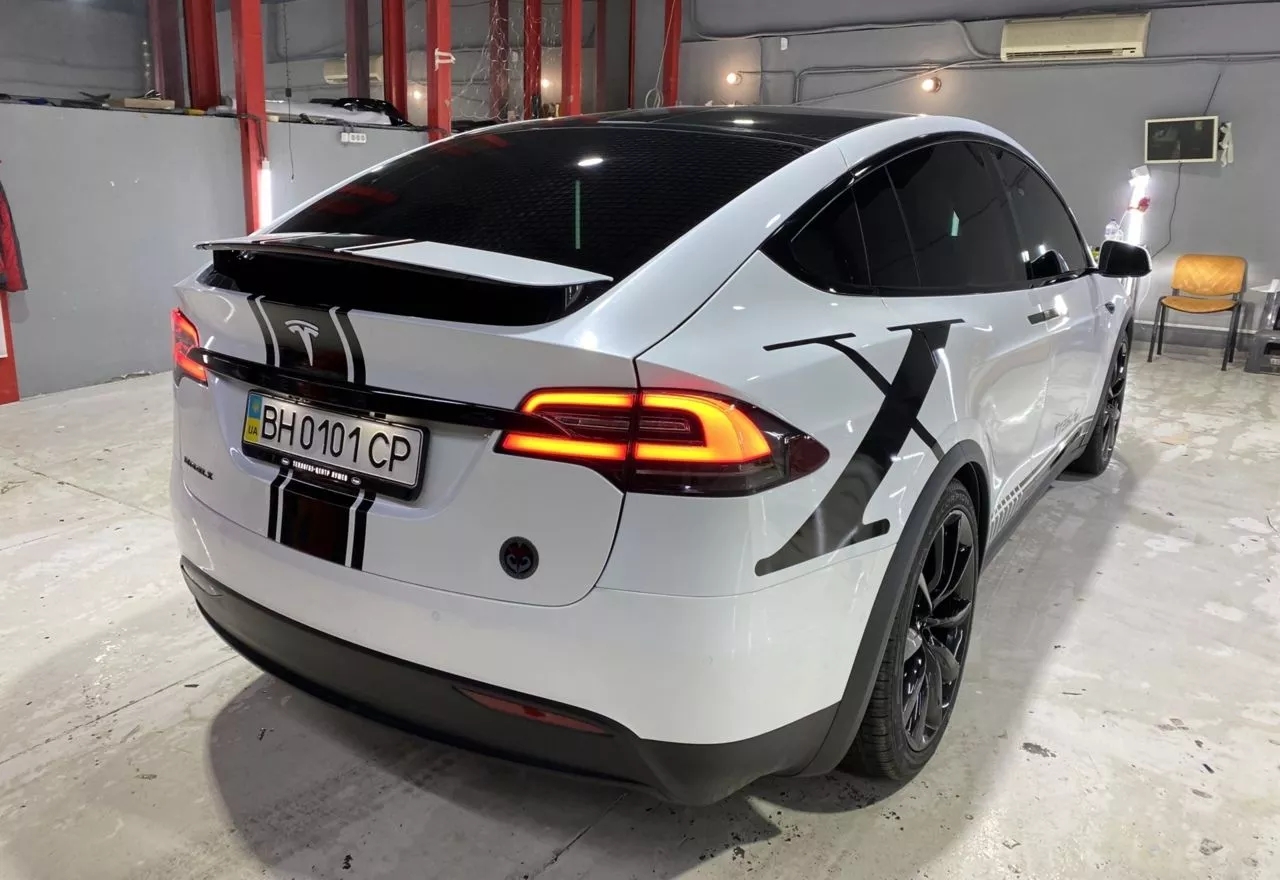 Tesla Model X  100 kWh 201901