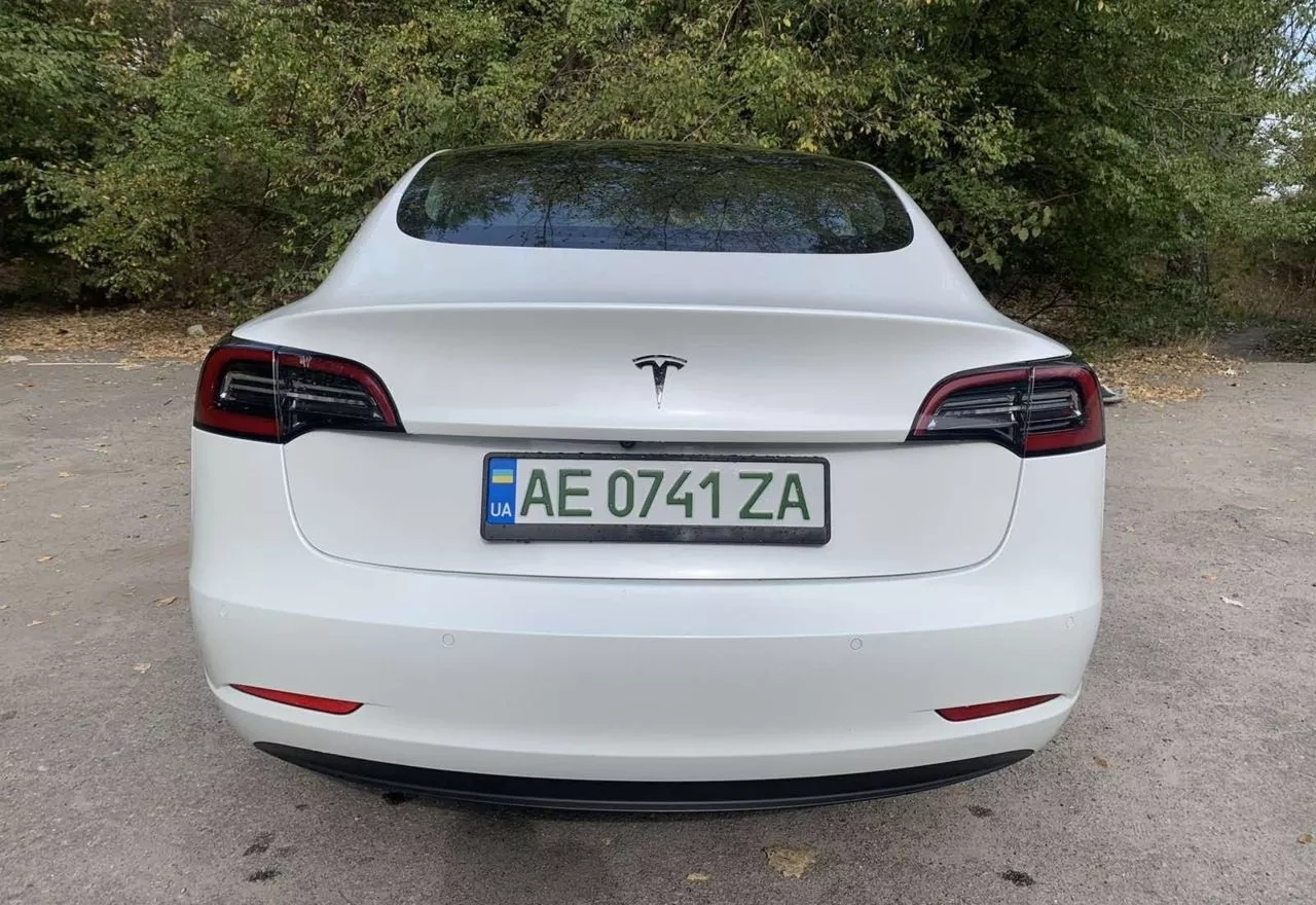 Tesla Model 3  60 kWh 2019251