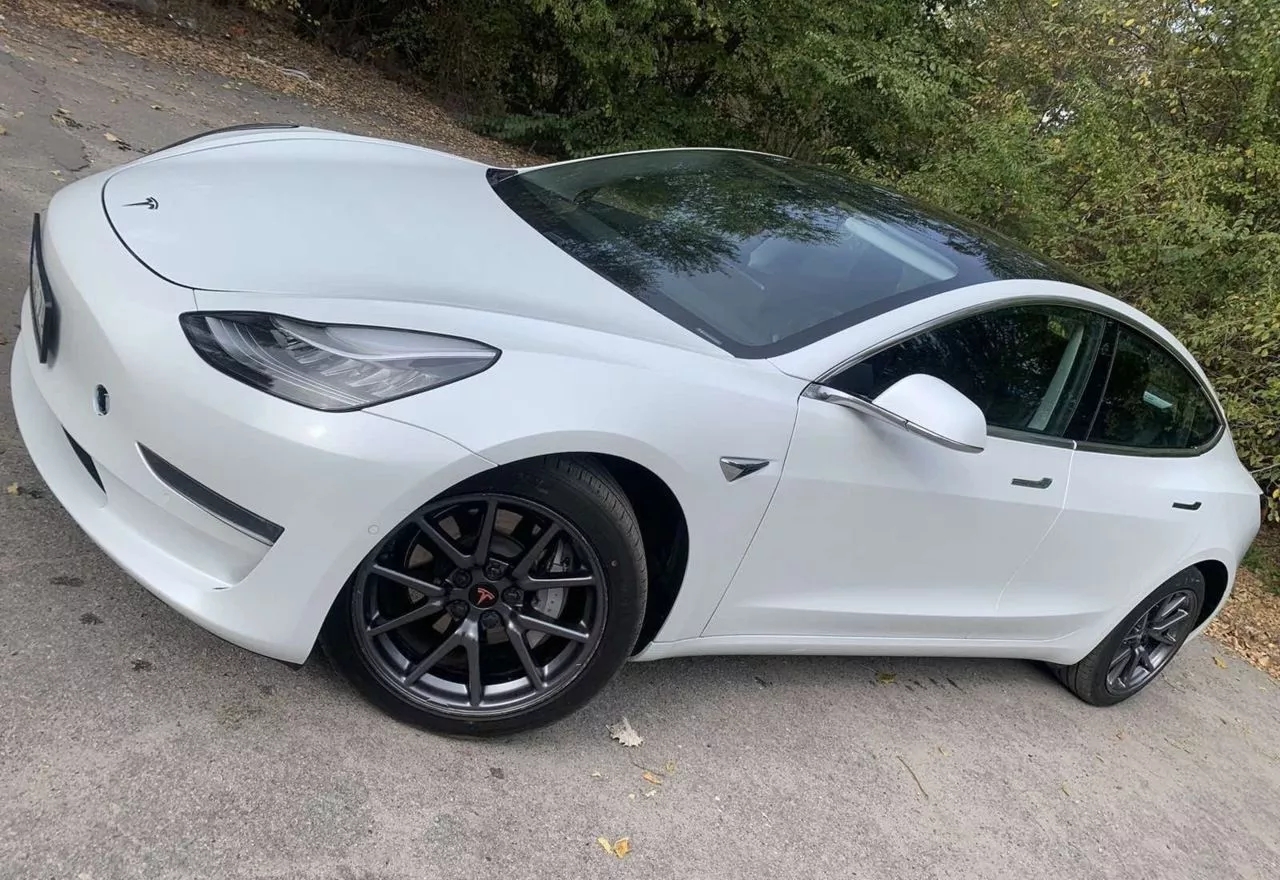 Tesla Model 3  60 kWh 2019291