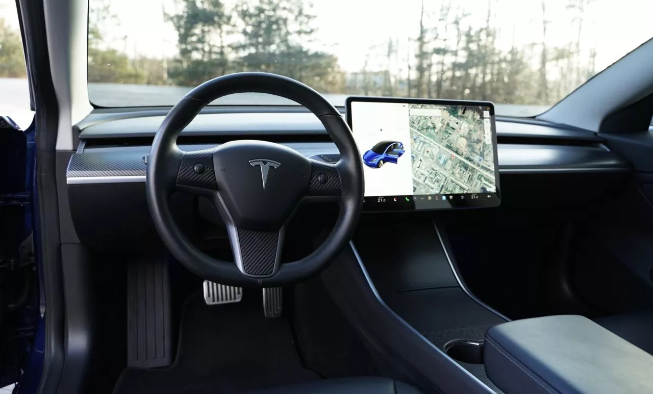 Tesla Model 3  65 kWh 2018281