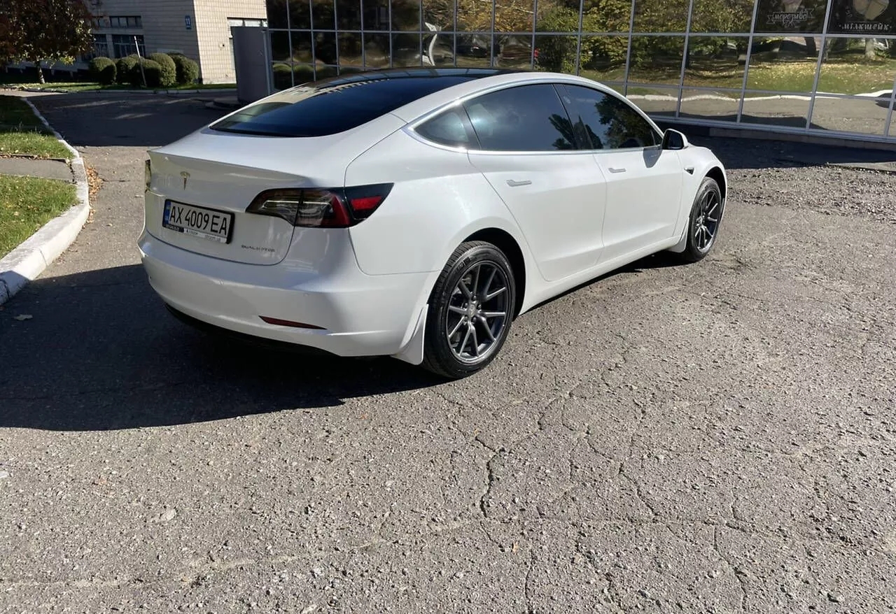 Tesla Model 3  78 kWh 2020211