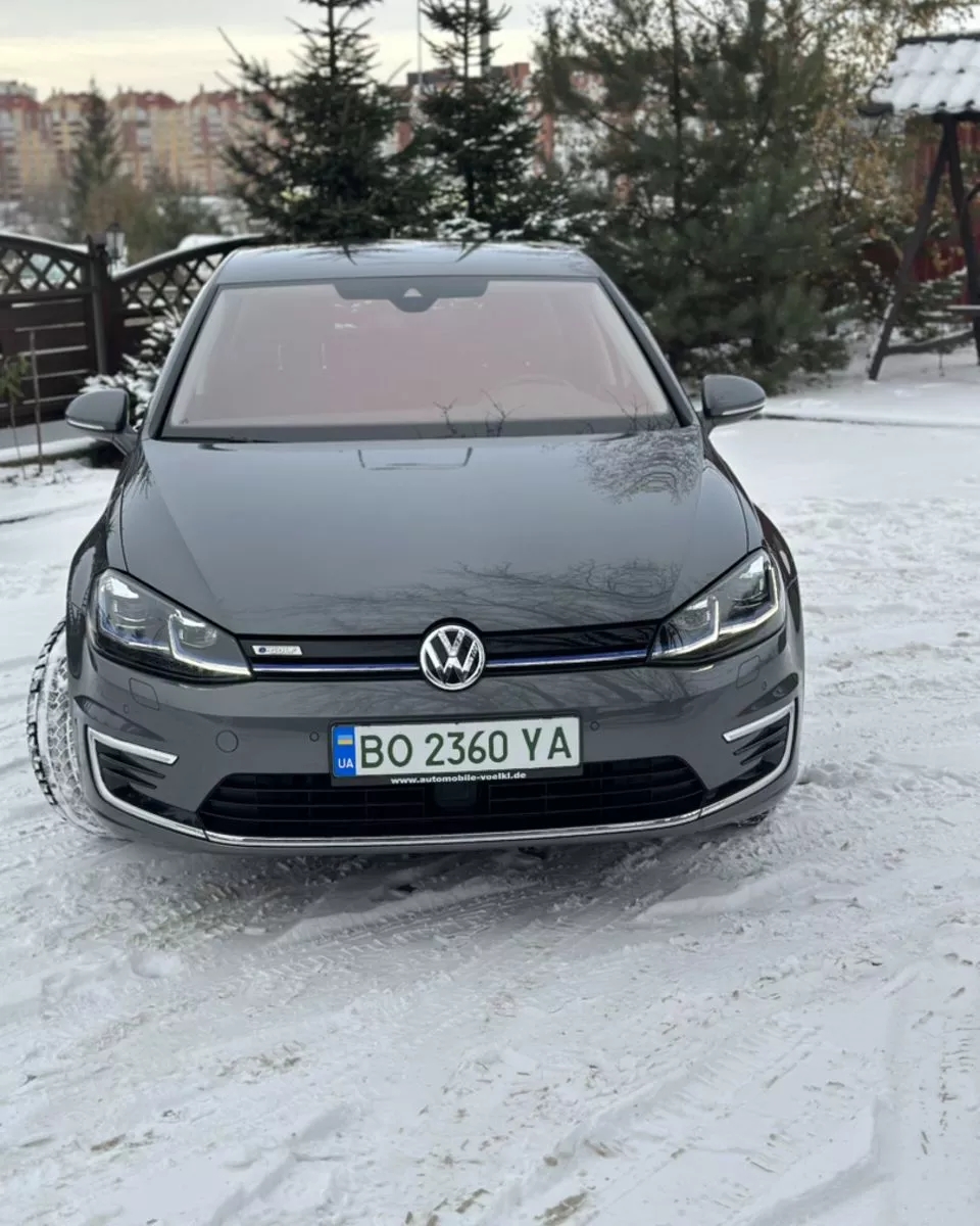 Volkswagen e-Golf  35 kWh 202031