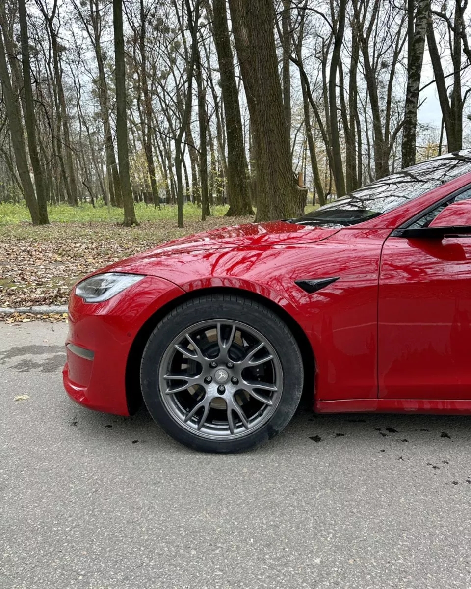 Tesla Model S  130 kWh 2021131