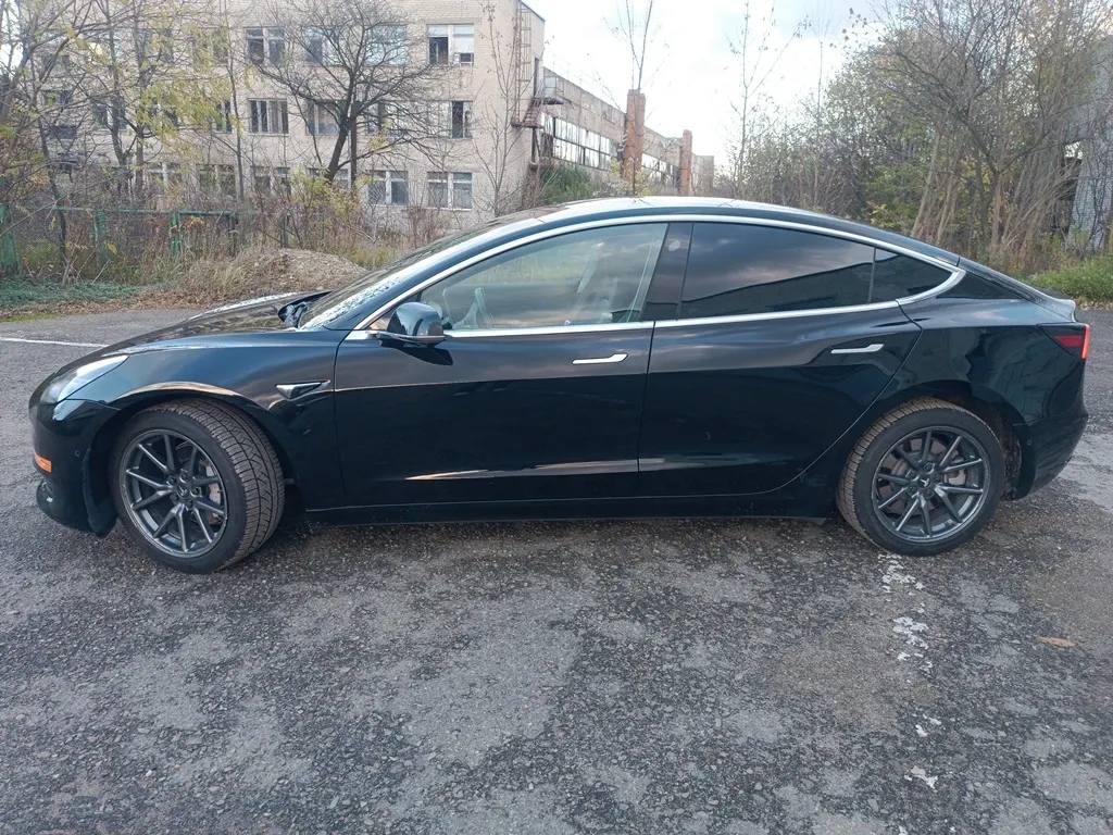 Tesla Model 3  75 kWh 201861