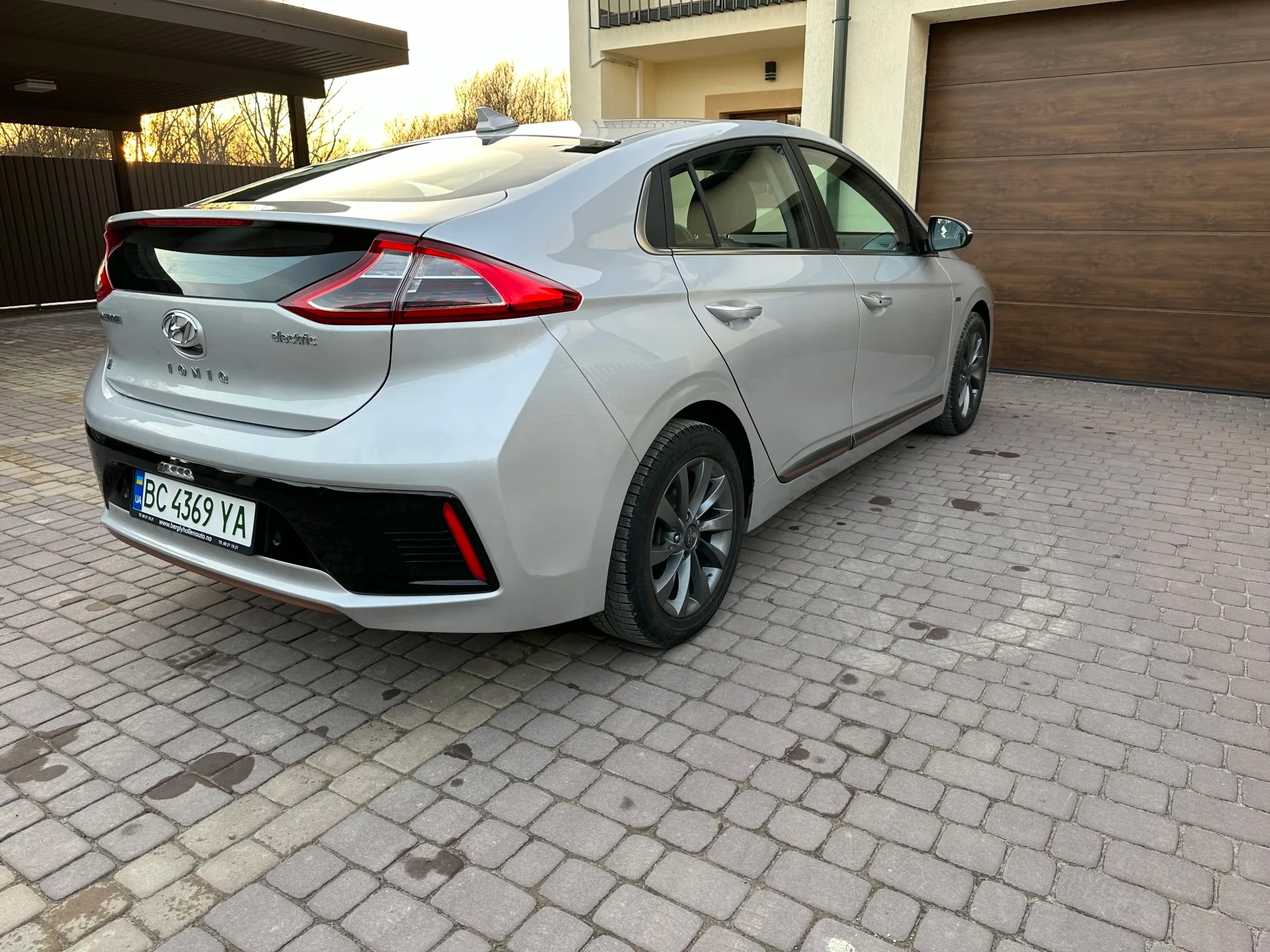 Hyundai Ioniq premium 201761